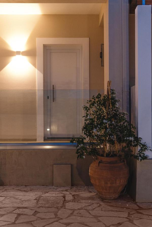 Christa Luxury Apartments Kávos Exterior foto